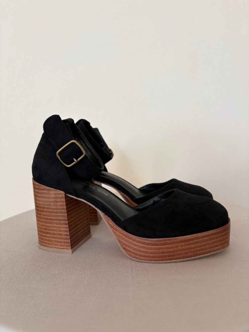 House of Harlow 1960 Tanner Black Platform Heels 7.5